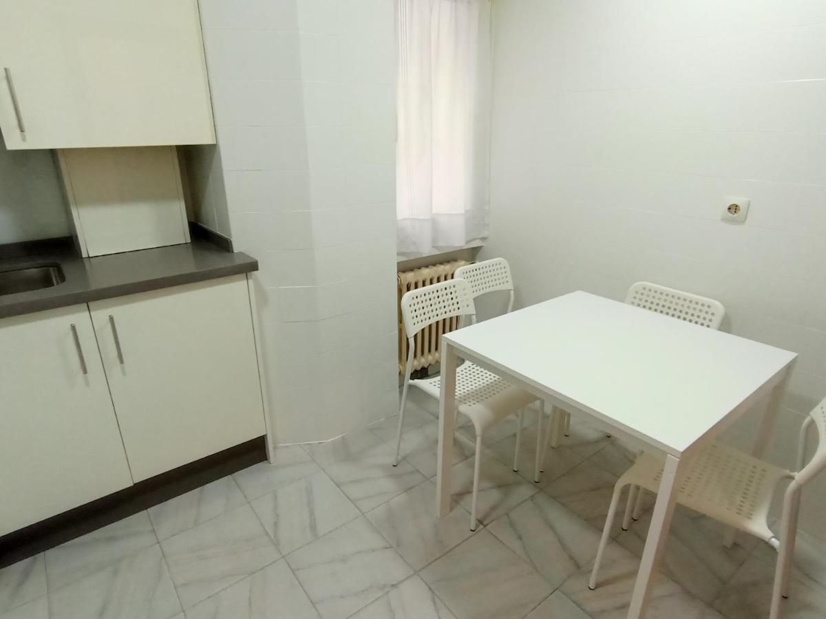 Apartamento Tito Oviedo 621A ภายนอก รูปภาพ