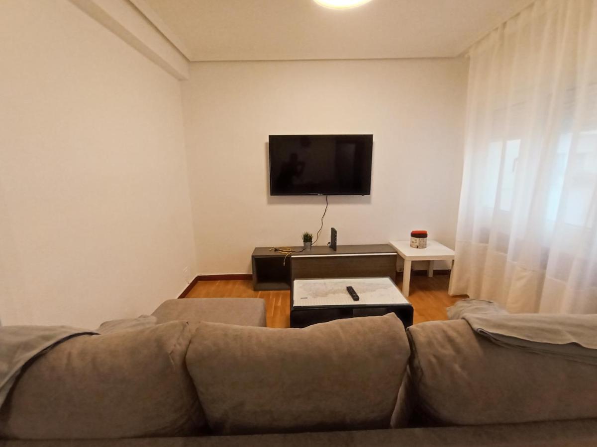 Apartamento Tito Oviedo 621A ภายนอก รูปภาพ